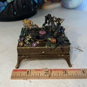 Sweet Romance trinket box